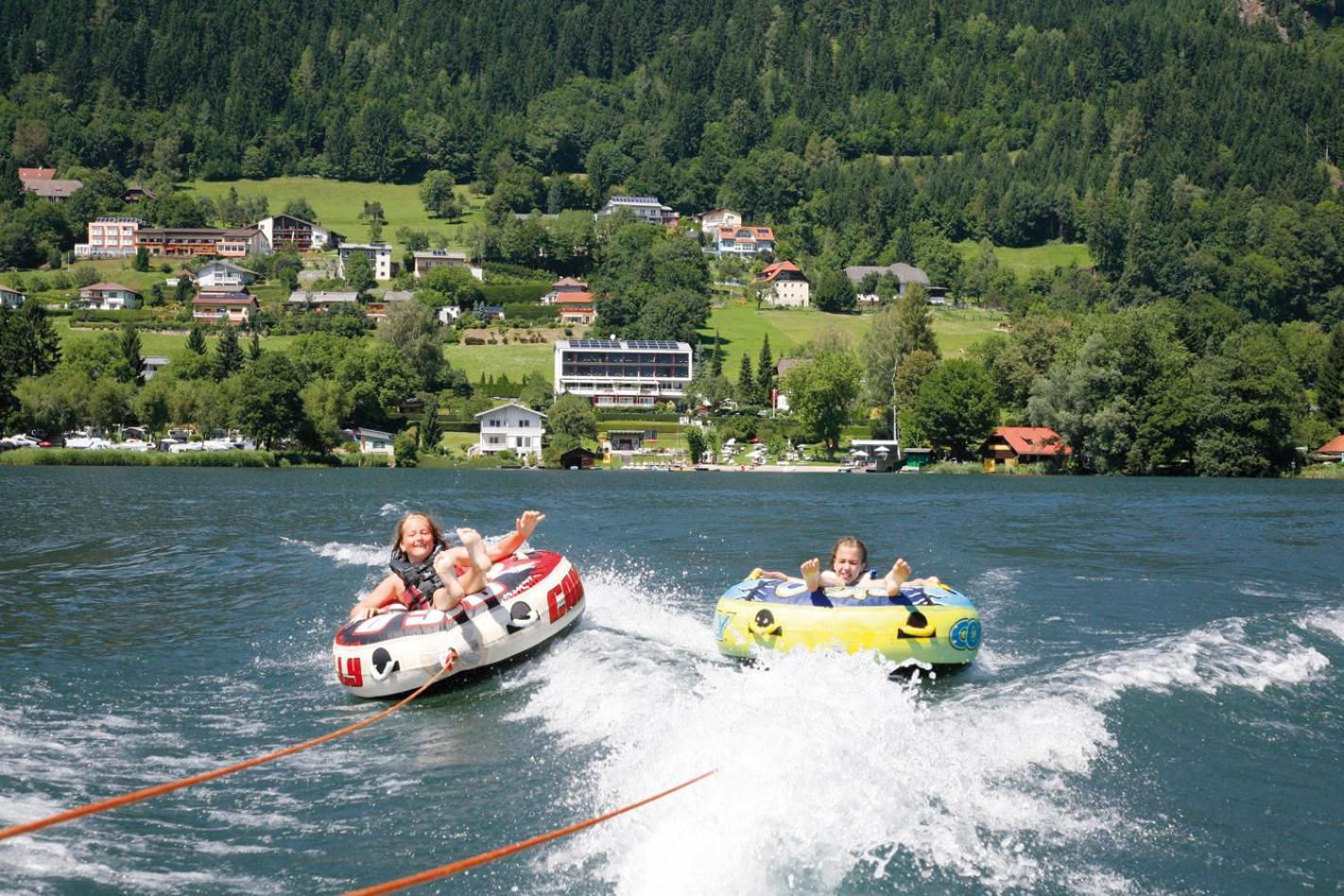 Blaues Haus Ferienwohnung Bodensdorf Ossiacher See Gerlitzen Alpe Luaran gambar